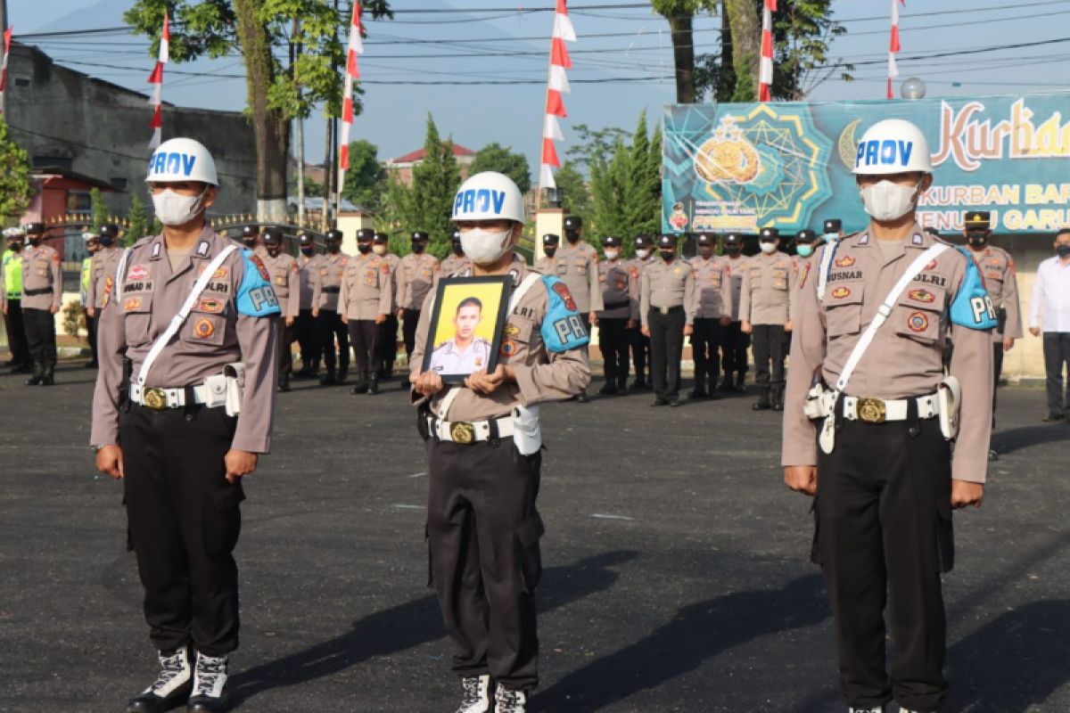 Mencuri dan bolos kerja 200 hari, seorang Polisi Garut dipecat