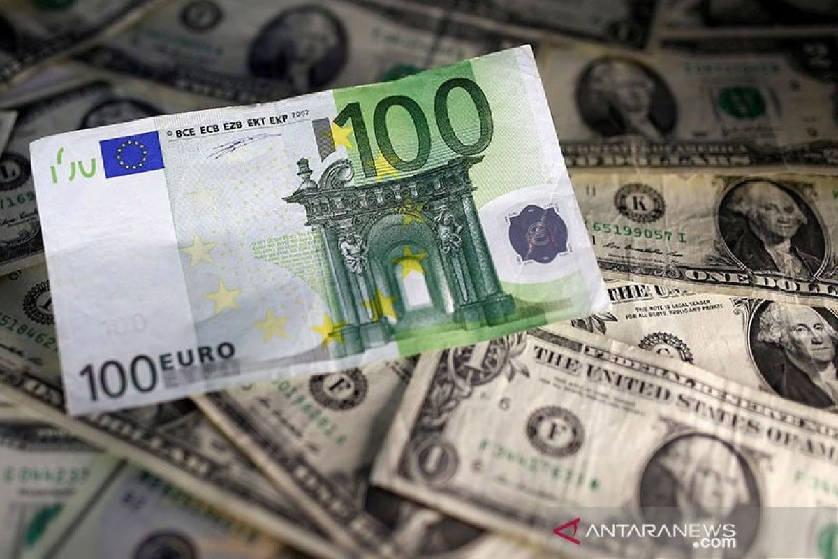 Euro "rebound" ambang paritas dengan dolar AS