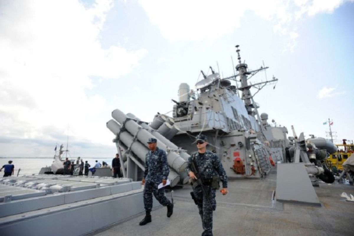 China "usir" kapal USS Benfold dari perairan kepulauan sengketa