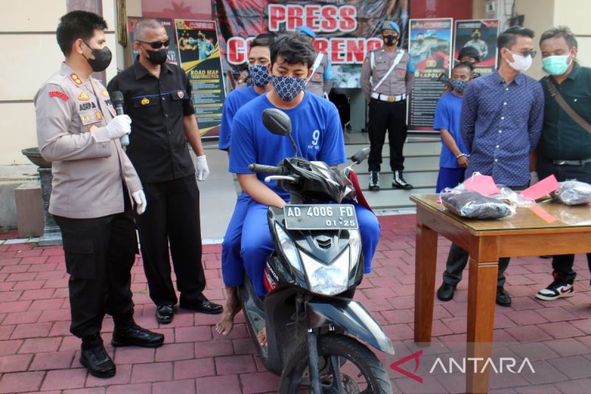 Polisi proses dua pelaku jambret di jalan desa Boyolali