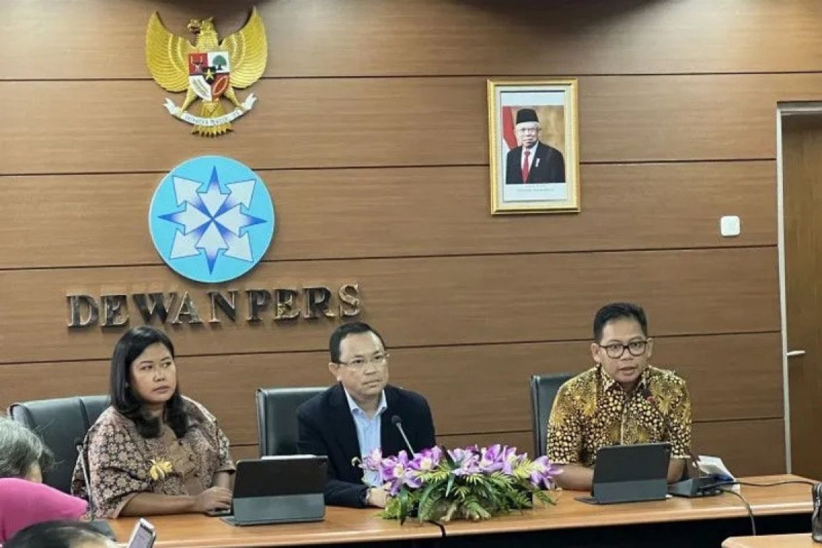 Utamakan empati, imbauan Dewan Pers terkait pemberitaan istri Kadiv Propam