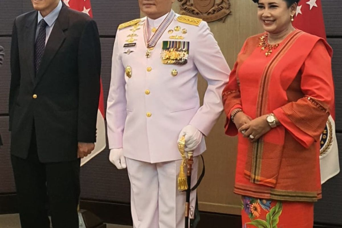 Laksamana TNI Yudo Margono terima bintang jasa pemerintah Singapura