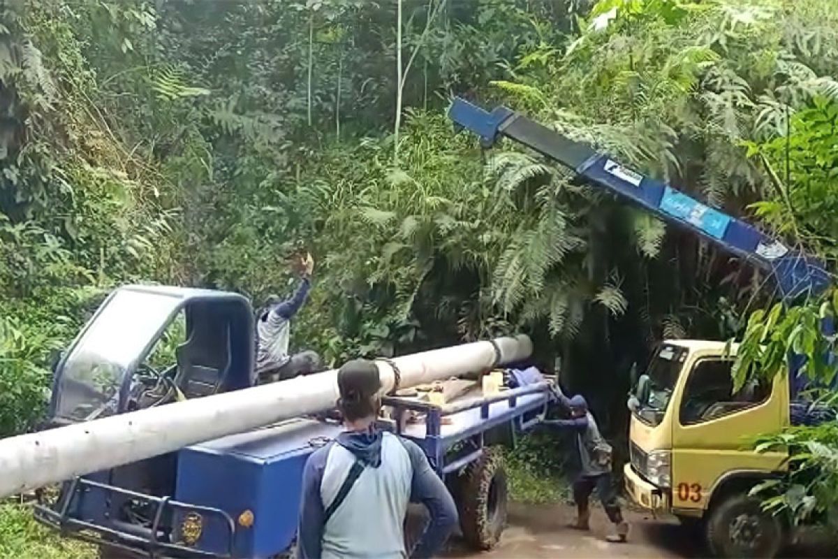 PLN jangkau lokasi terpencil di Pekalongan