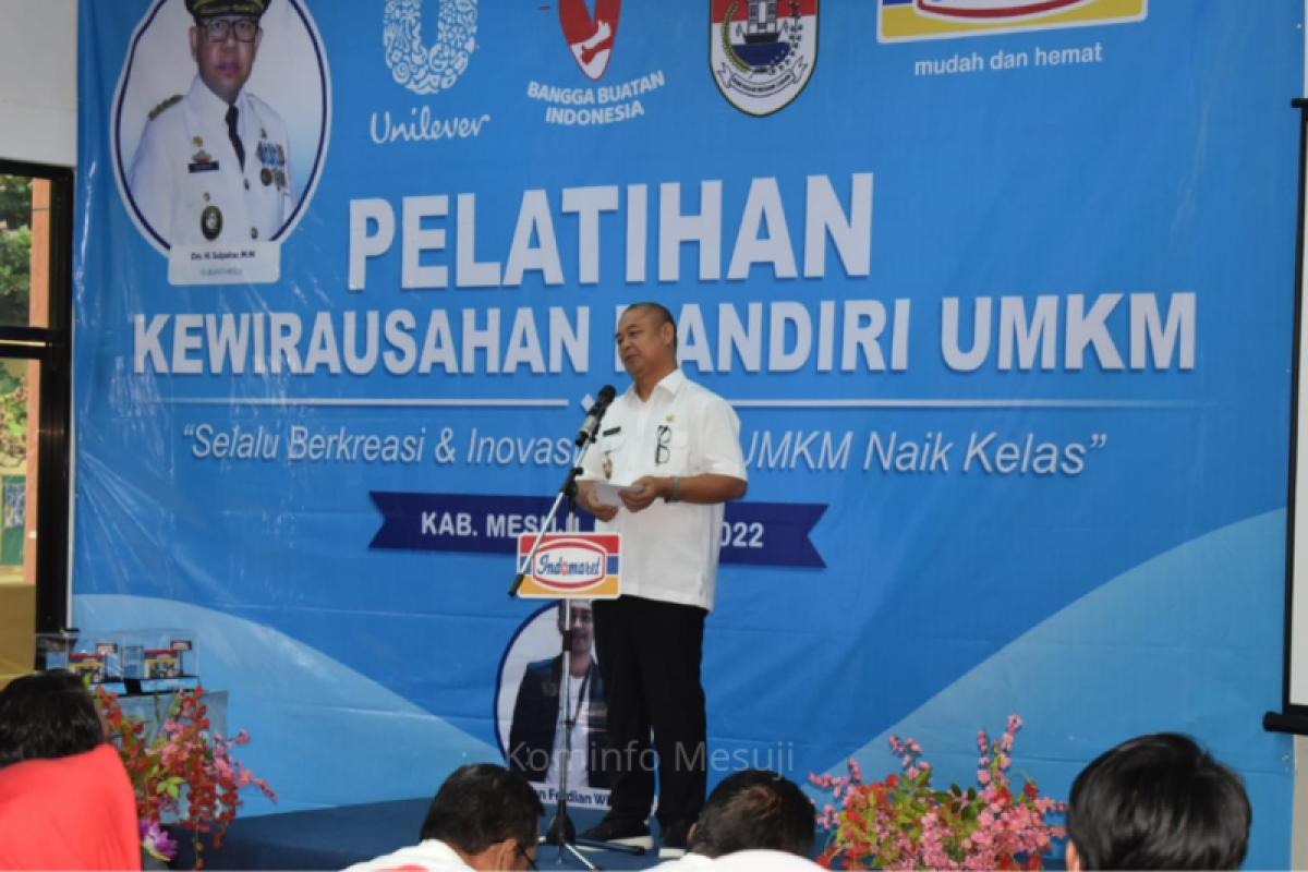 Sekda Mesuji buka seminar pelatihan kewirausahaan mandiri UMKM