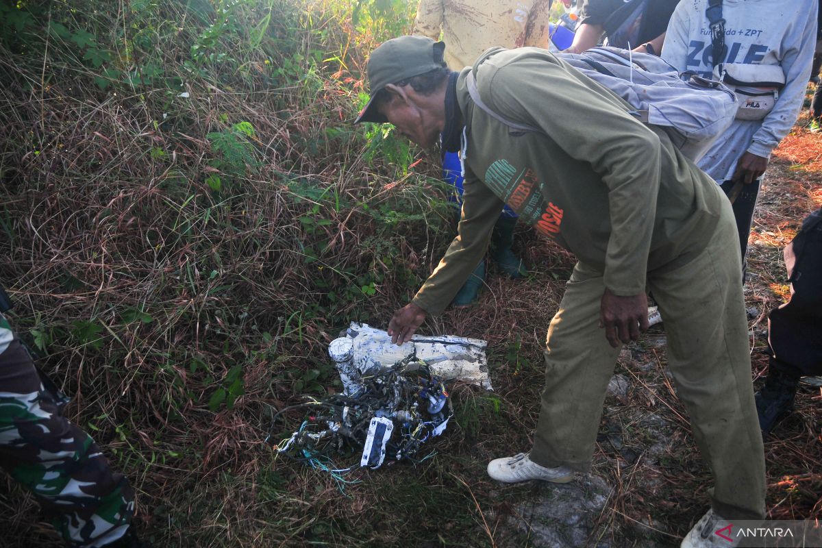 Pilot pesawat yang jatuh di Blora dipastikan gugur