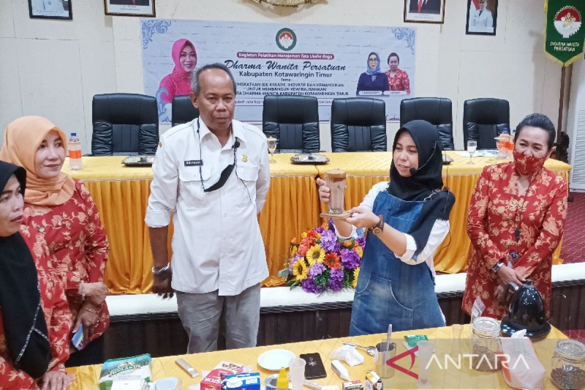 DWP Kotim beri motivasi anggotanya buka usaha kuliner