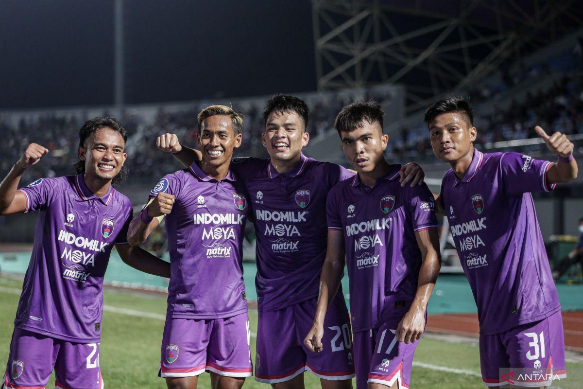 Pelatih Persita syukuri meraih  tiga poin penting saat lawan Persik di Liga 1