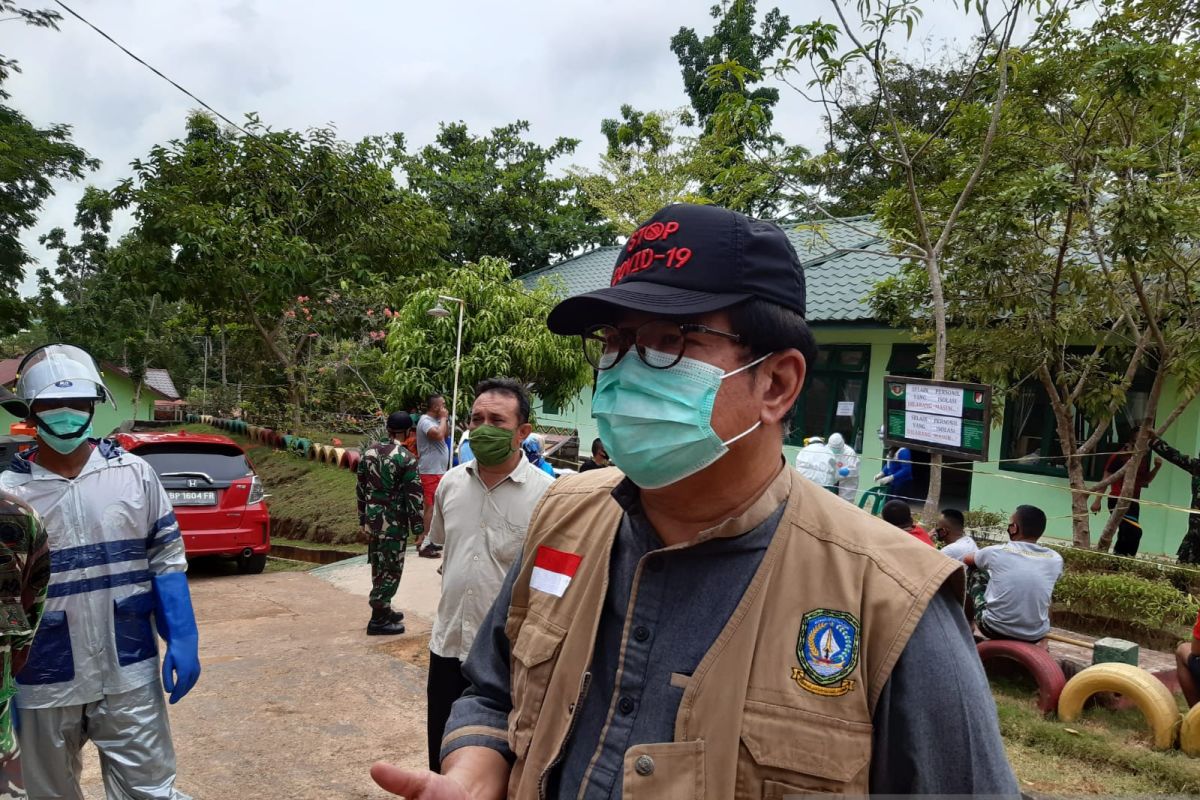 Warga Kepri harus taat prokes karena kasus COVID-19 melonjak