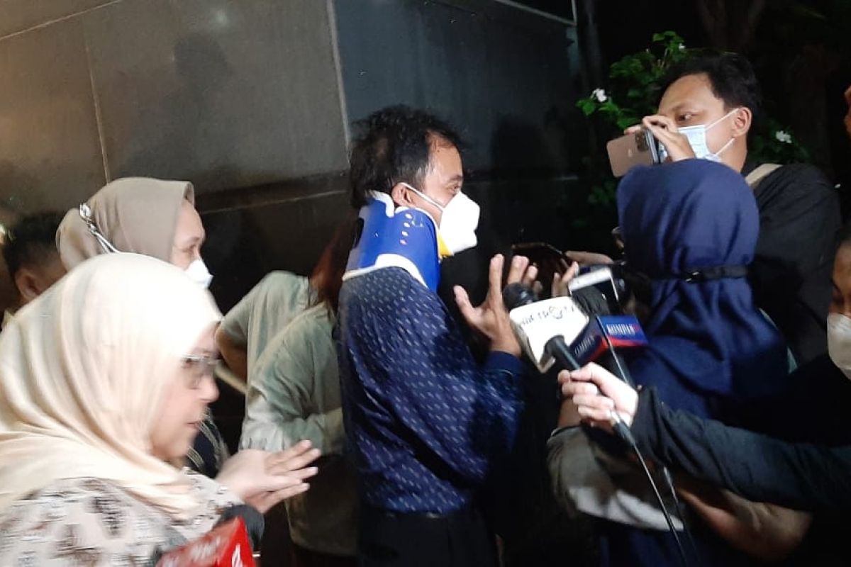 Roy Suryo tak ditahan atas pertimbangan penyidik