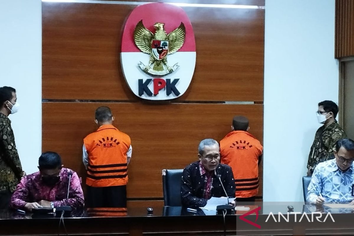 KPK panggil tersangka dugaan kasus proyek Stadion Mandala Krida