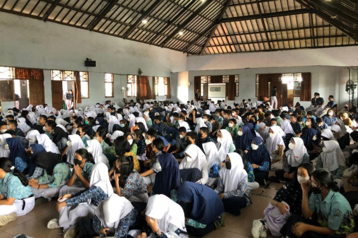 Kemenkominfo gelar webinar pendidikan karakter Gen-Z bagi guru dan siswa