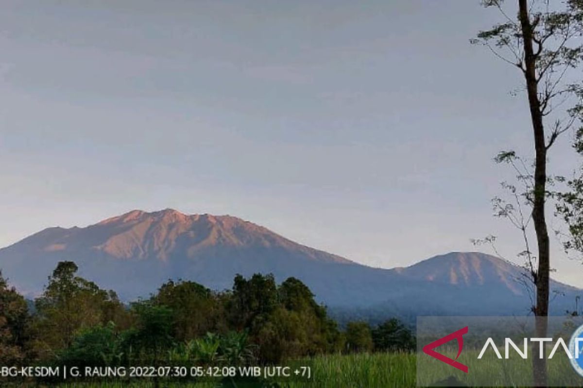 Badan GEologi: Status Gunung Raung di Jatim naik jadi Waspada