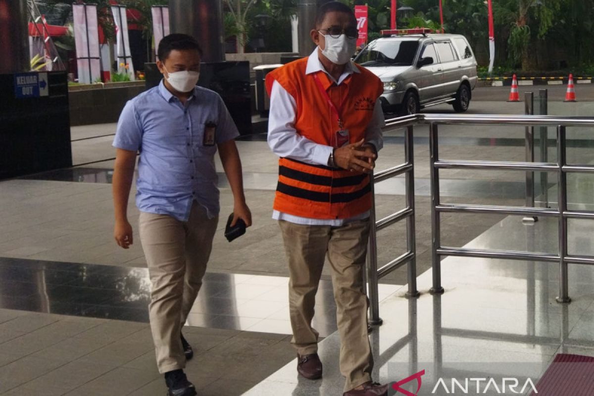 KPK dalami setoran uang ke mantan Wali Kota Ambon terkait pengajuan izin