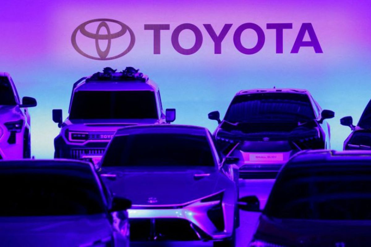 Toyota jelaskan alasan mobil listrik masih mahal