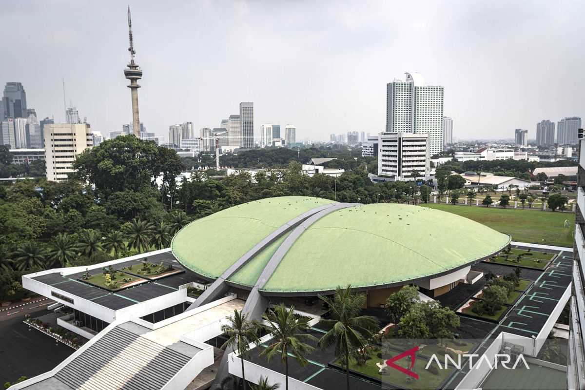 Gedung DPR putar Indonesia Raya setiap hari guna perkuat nasionalisme