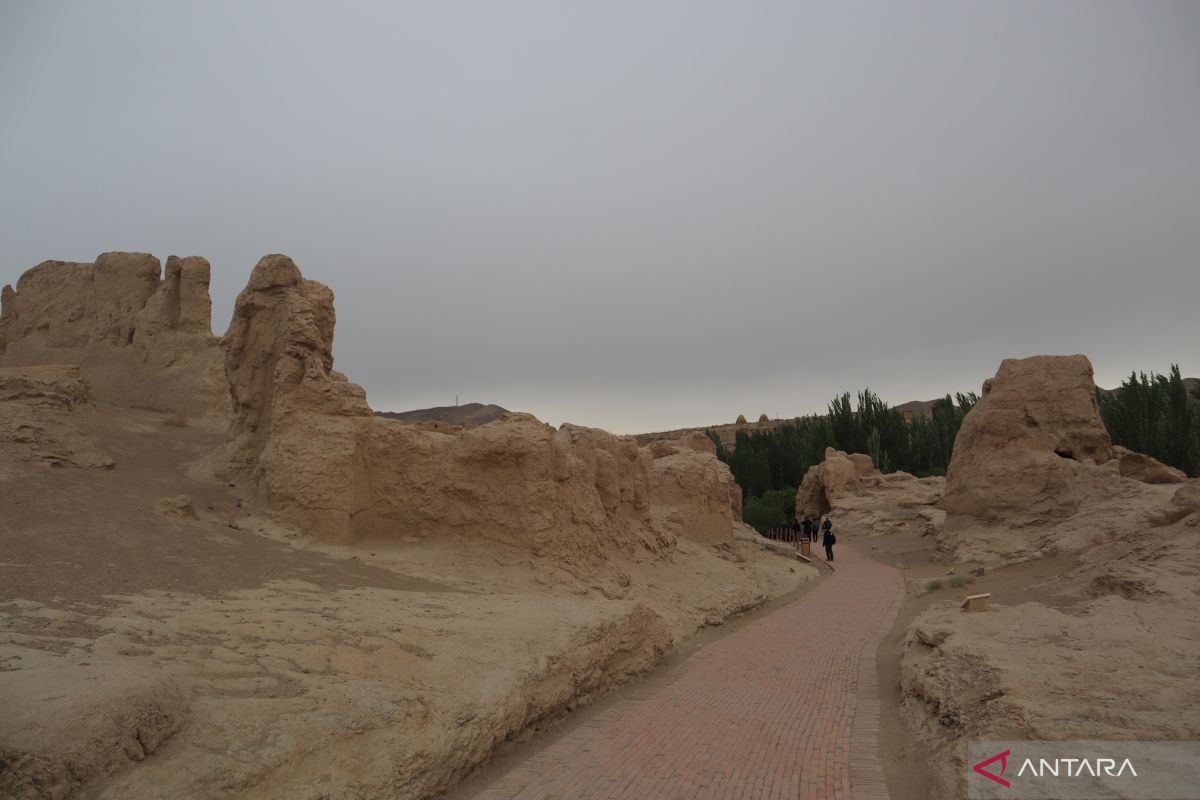 2.000 wisatawan masih terjebak di Xinjiang China