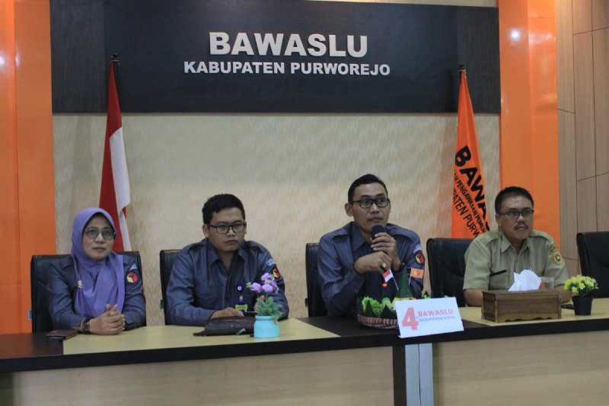 Mohon kelancaran bertugas, Bawaslu Purworejo gelar doa bersama