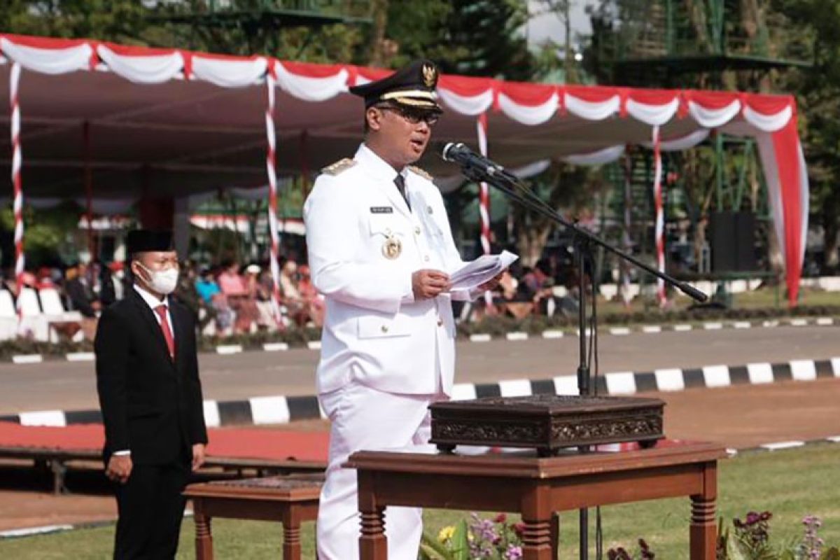 Upacara HUT Ke-77 RI Kota Magelang di Lapangan Rindam