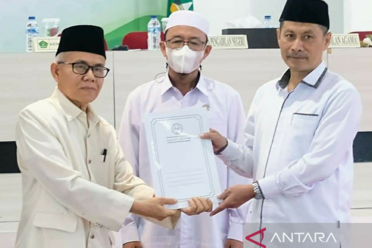 BWI Sumatera Barat melatih petugas pengelola wakaf