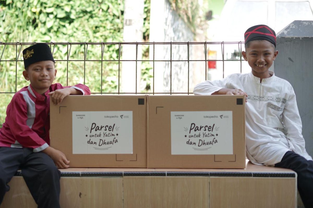 Tokopedia dan Dompet Dhuafa distribusi 920 parsel melalui program "Campaign Ramadan In Style"