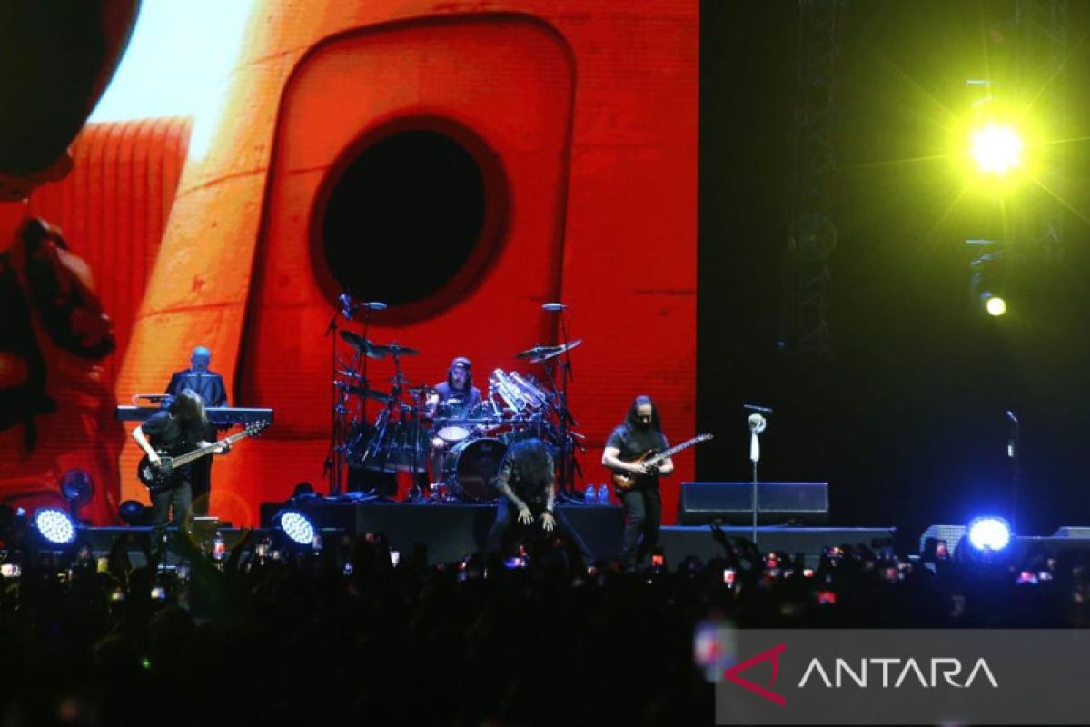 Konser Dream Theater Sukses Digelar, Walikota Solo Apresiasi Dukungan PLN dalam Pulihkan Ekonomi Lewat Wisata Musik