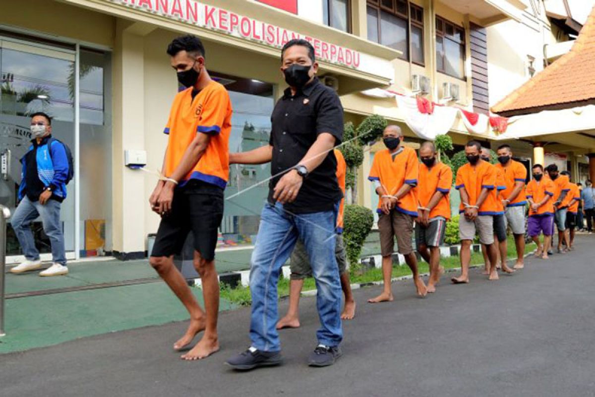 Polisi tangkap lima orang relawan PDIP di Sumba Barat Daya