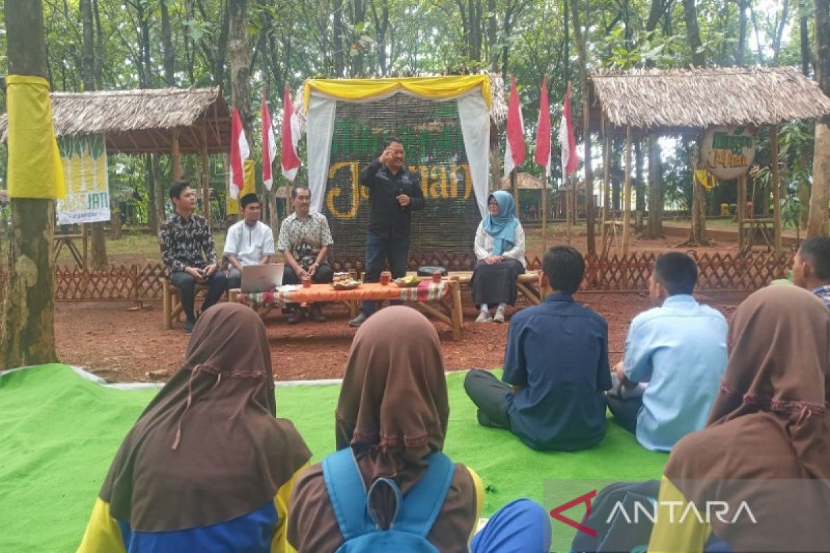 Pemkab Batang edukasi anak agar bijak dan humanis bermedia sosial