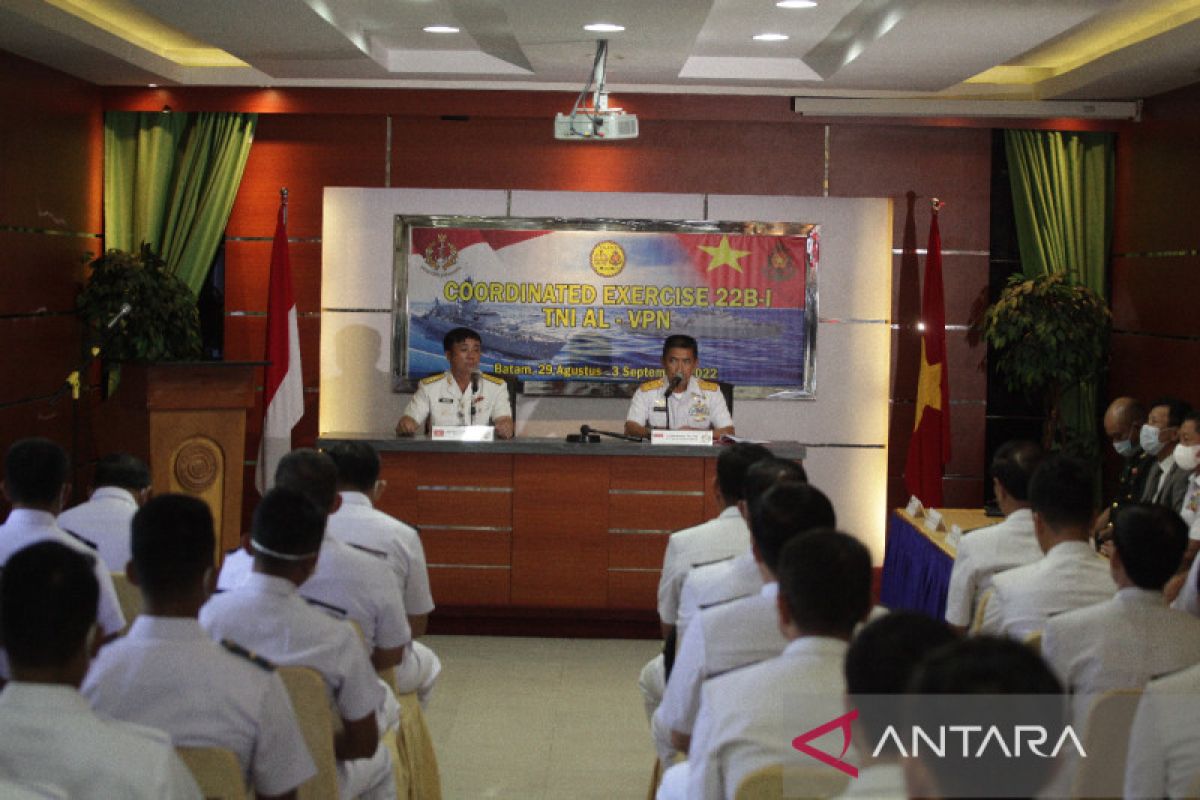 TNI AL dan Angkatan Laut Vietnam tutup Latma Codex 22B1