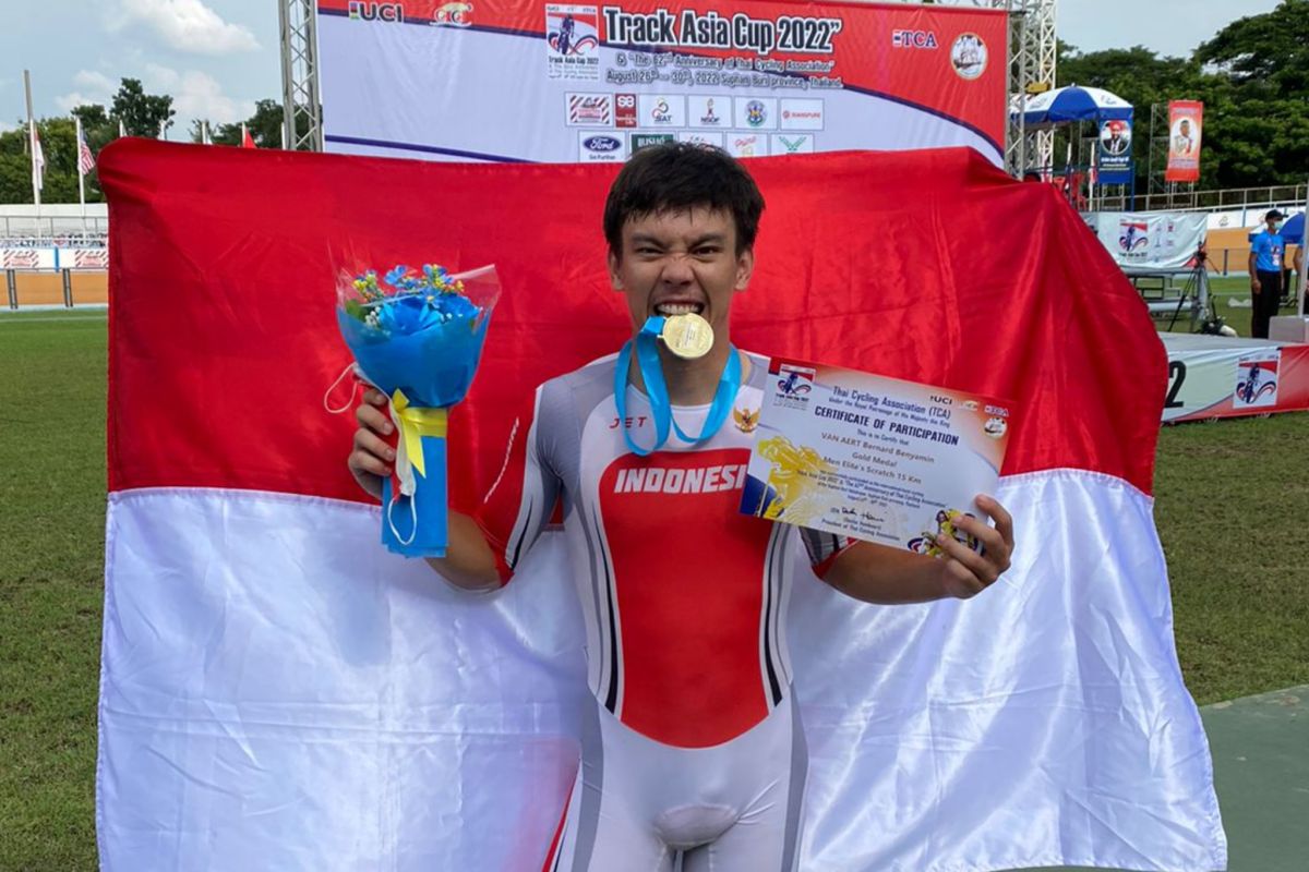 Pebalap Van Aert ukir sejarah lolos kualifikasi Kejuaraan Dunia Trek