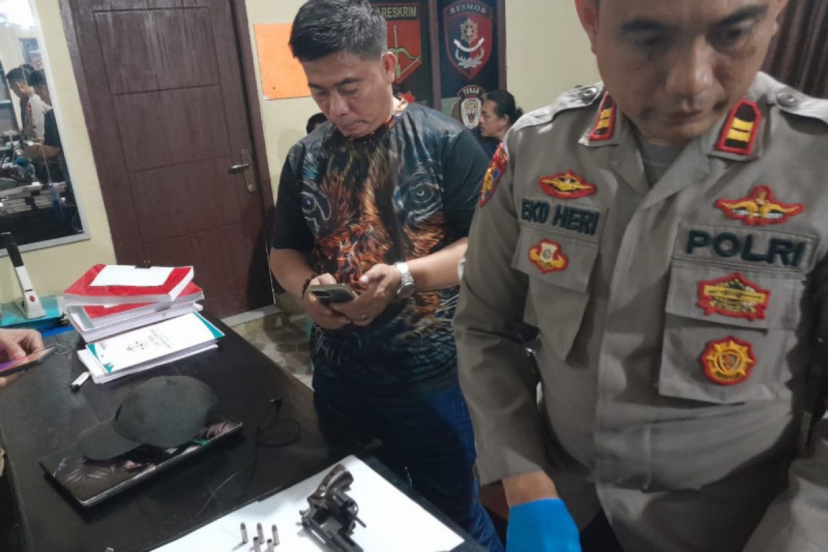 Dorrr! Anggota polisi tewas ditembak sesama polisi