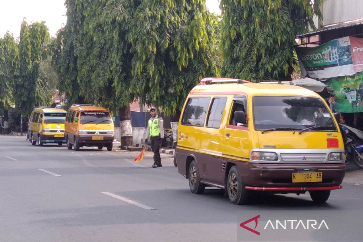 Penyesuaian tarif angkutan di Kudus akan dikoordinasikan dengan Organda