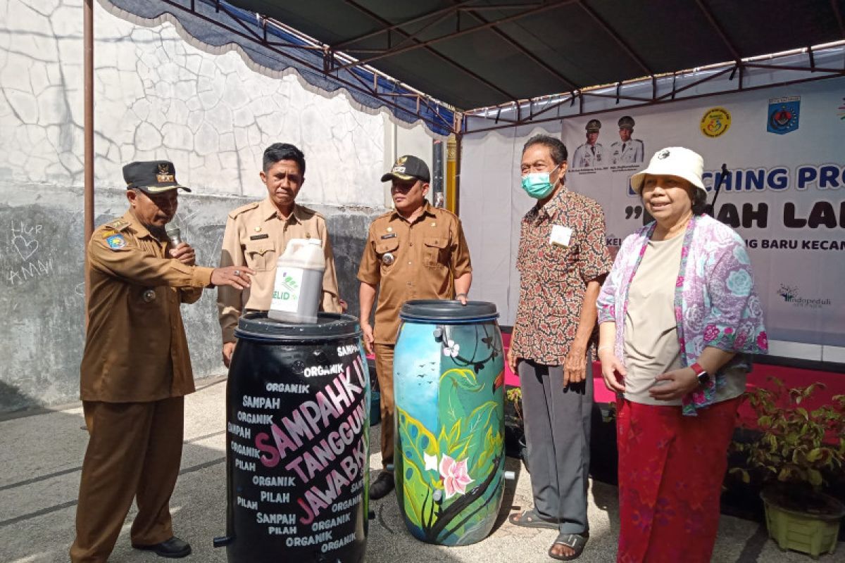 Pemkot menduplikasi pilah sampah jadi pupuk cair bagi warga pinggir kali