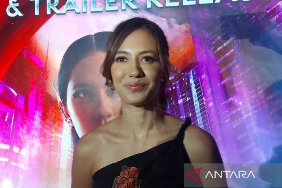 Aktris Pevita Pearce sempat khawatir film "Sri Asih" terus tertunda