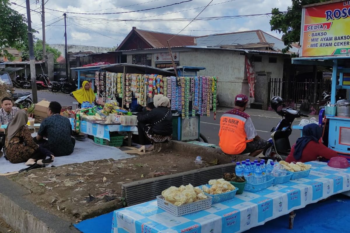 Pemkot Mataram siapkan konsep program penataan PKL Taman Sangkareang