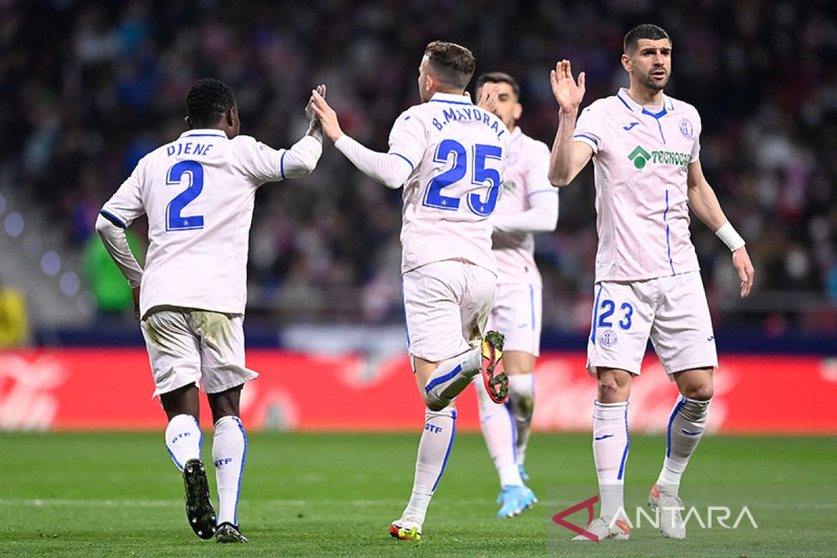 Liga Spanyol - Getafe hantam Granada 2-0