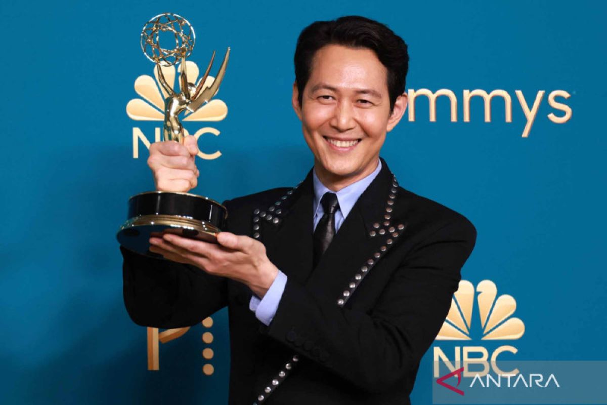 Usai hadiri Emmy Awards, Lee Jung Jae positif COVID-19