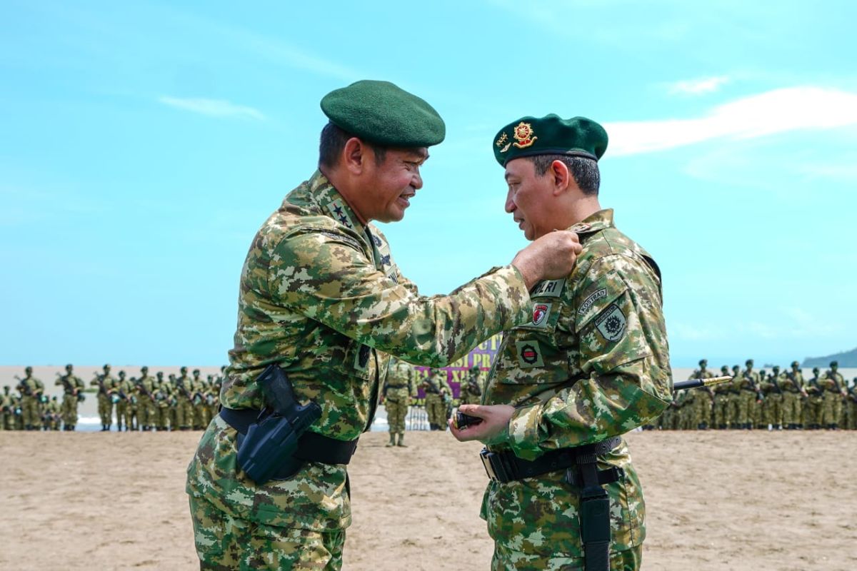 Kapolri sebut sinergitas TNI-Polri jaga wibawa Indonesia lindungi rakyat