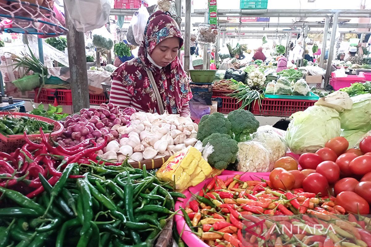 Stabil, harga kebutuhan pokok di Purwokerto