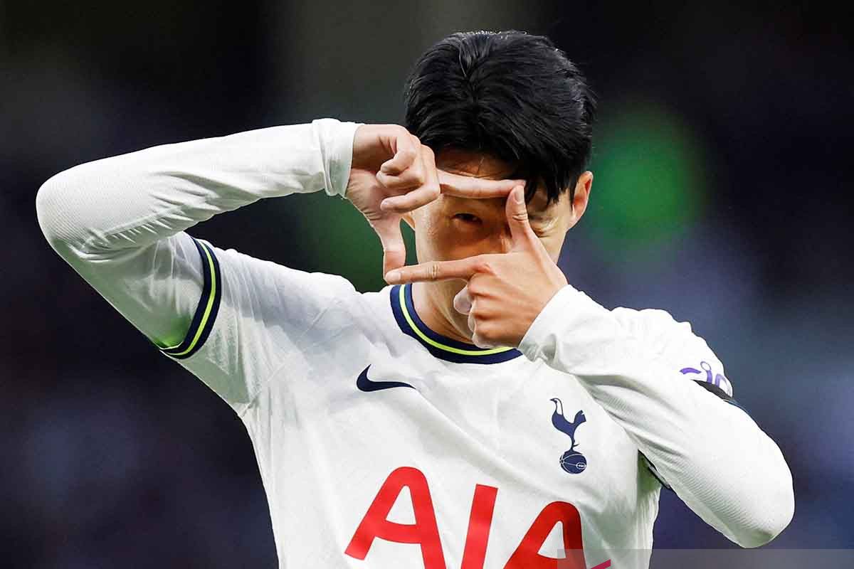 Tottenham mengemas kemenangan besar atas Leicester