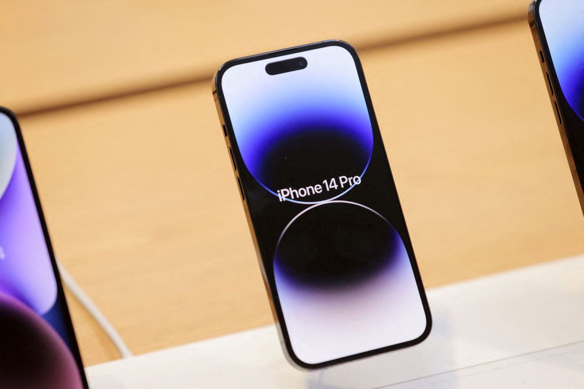 iPhone 14 gunakan 'chip' Qualcomm yang diklaim bisa terkoneksi ke satelit