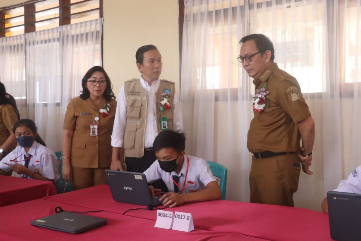 24 SMP/MTs di Kota Tomohon ikuti ANBK mandiri