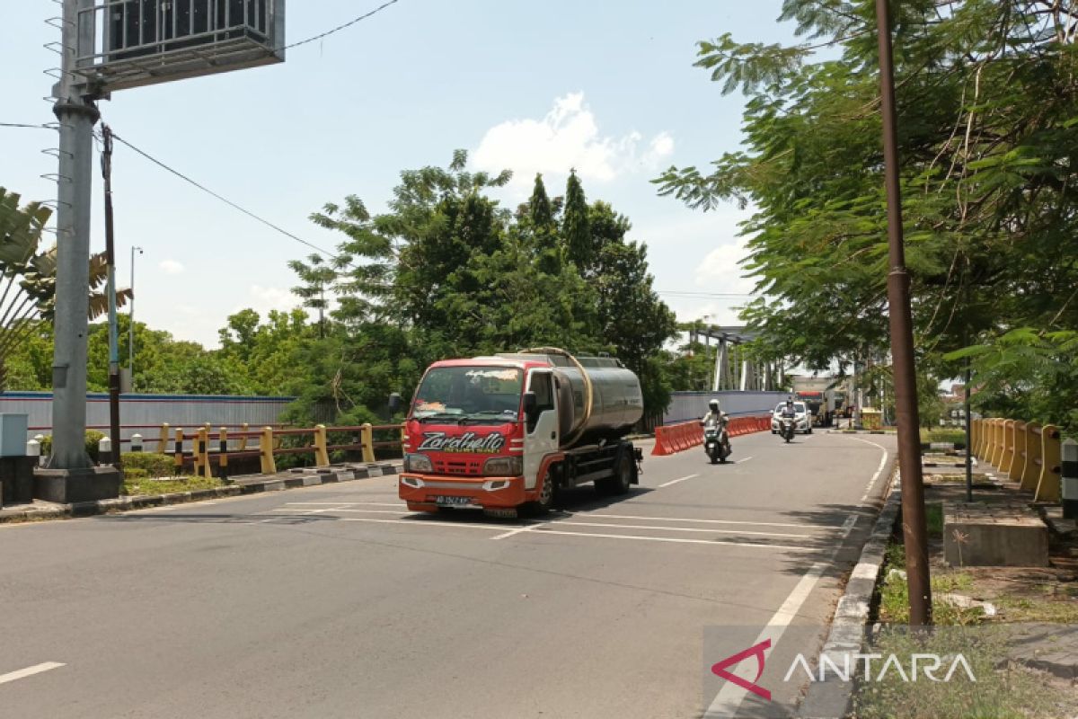 Untuk revitalisasi, jembatan penghubung Solo-Karanganyar segera ditutup