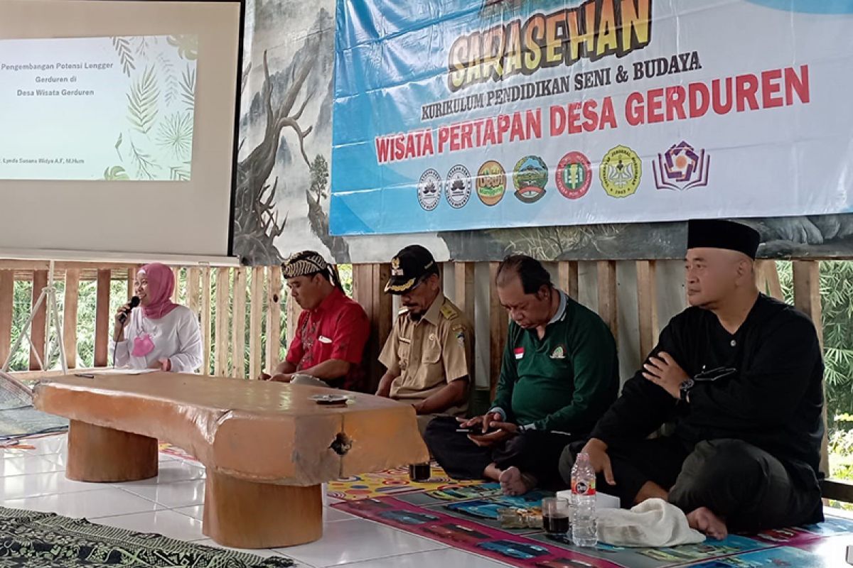 Akademisi Unsoed: Lengger merupakan budaya adiluhung Banyumas