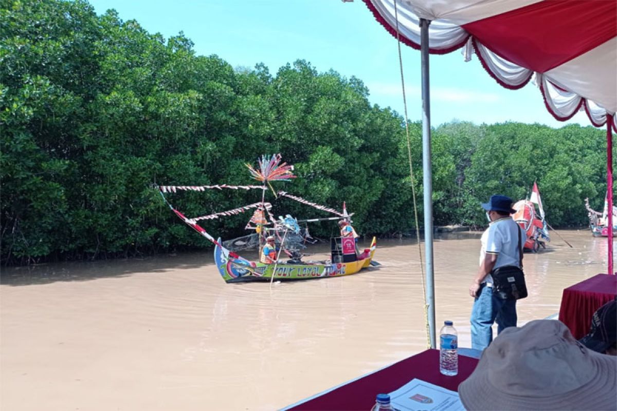 Peserta Lomba Perahu Hias pun dilindungi BPJS Ketenagakerjaan