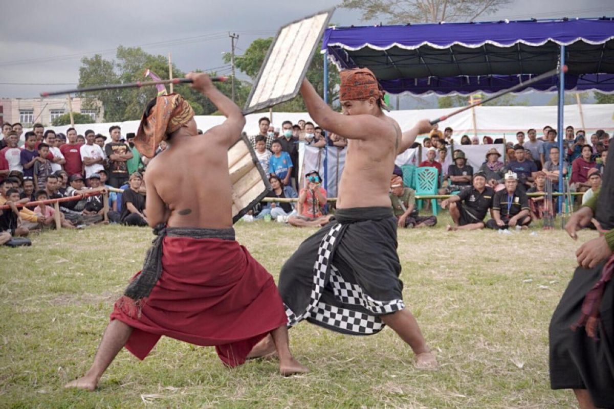 Lendang Re gelar Peresean se-Lombok