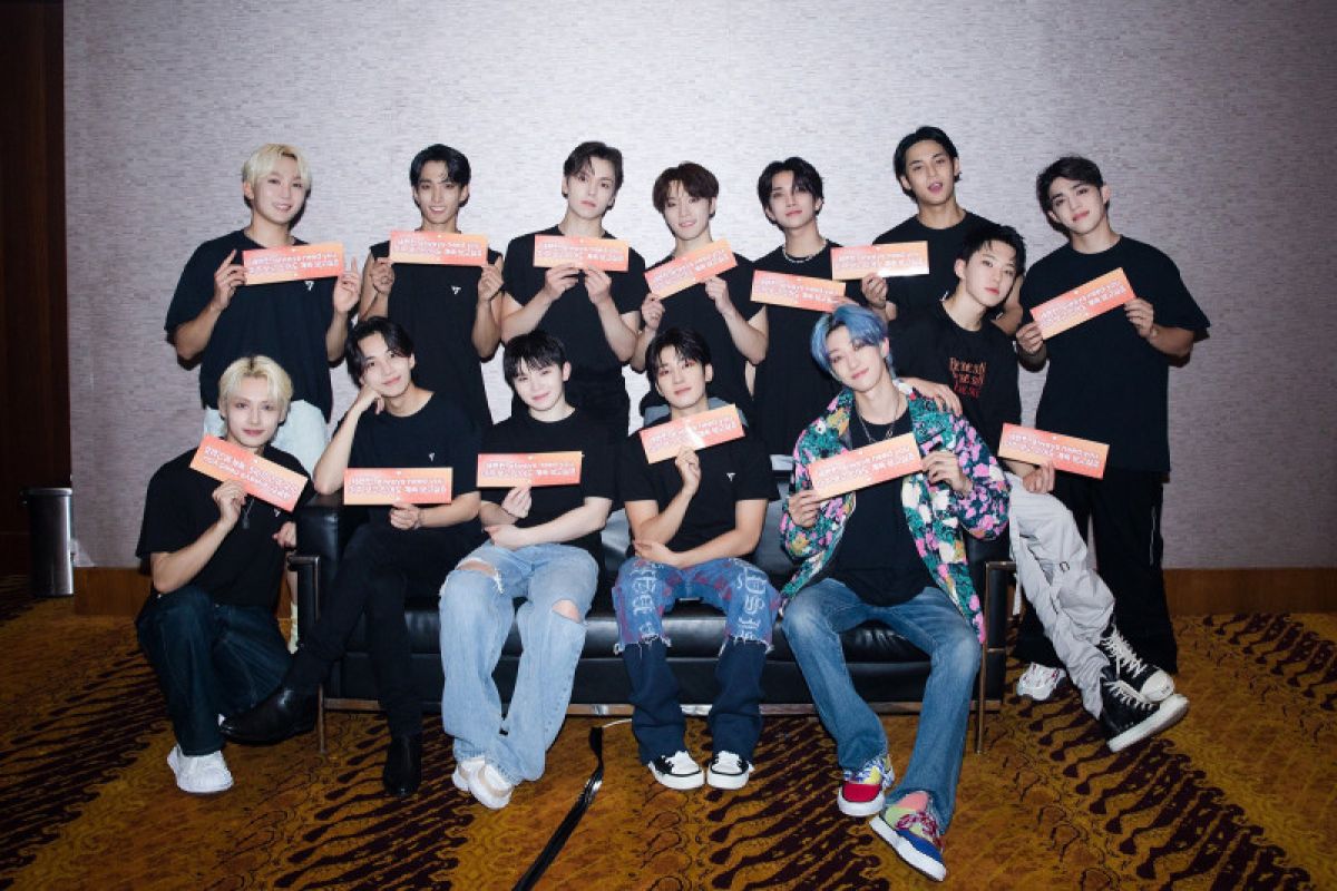 Momen SEVENTEEN "[BE THE SUN] IN JAKARTA" hari pertama