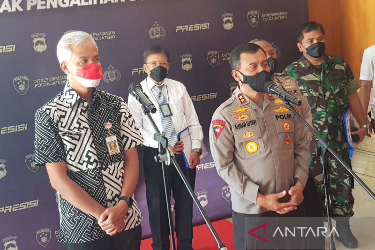 Ganjar : Mahasiswa ikut awasi penyaluran bansos di Jateng