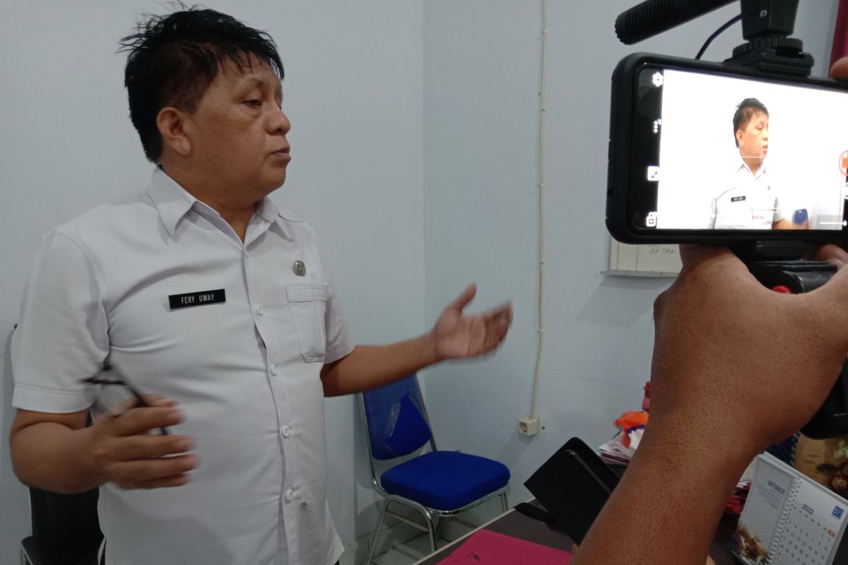 Disnaker Minahasa Tenggara awasi pembayaran THR