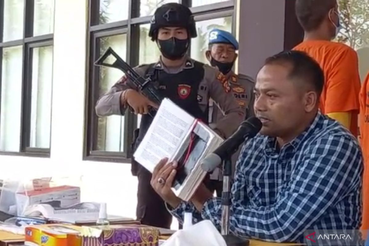 Penjaga sekolah simpan sabu dalam buku perpustakaan