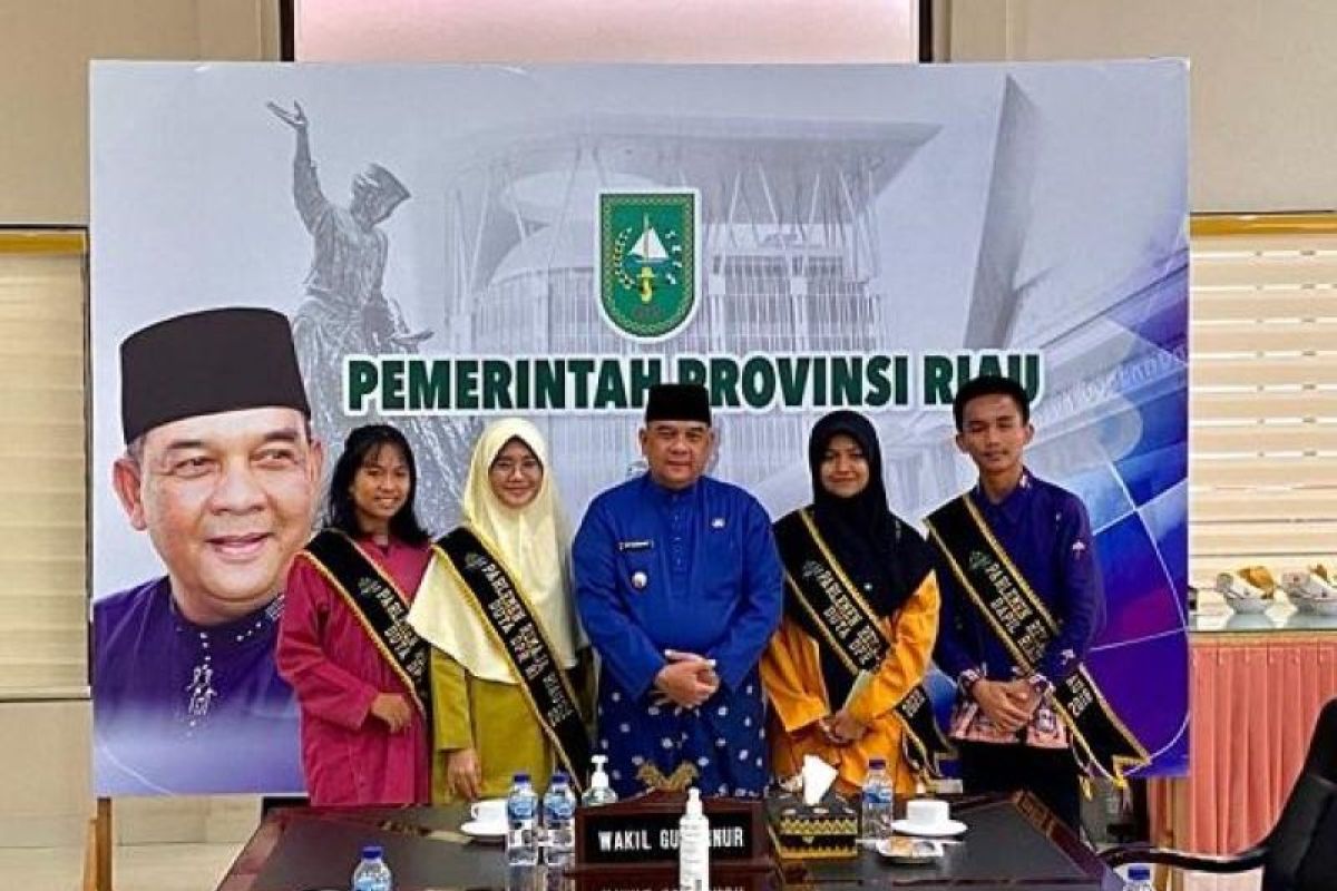 Siswi MAN 1 Pekanbaru ikuti  ajang Parlemen Remaja 2022 di Bogor